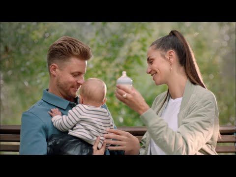 Philips Avent Manual Breast Pump with 125 ml Bottle, SCF430/01